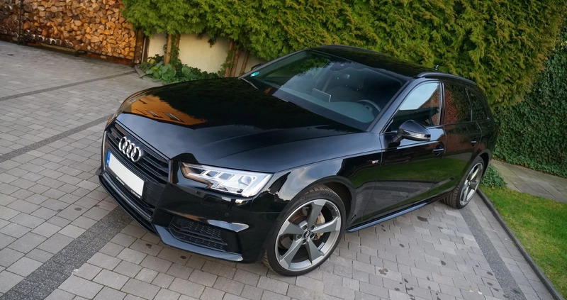 Audi A4 cena 99999 przebieg: 174000, rok produkcji 2018 z Mysłowice małe 466